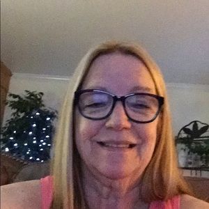 Meet your Posher, Debby